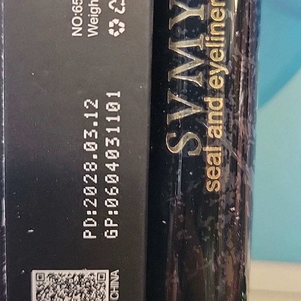 SVMY Seal and Eyeliner Pen 3.5g New Sealed In Box
